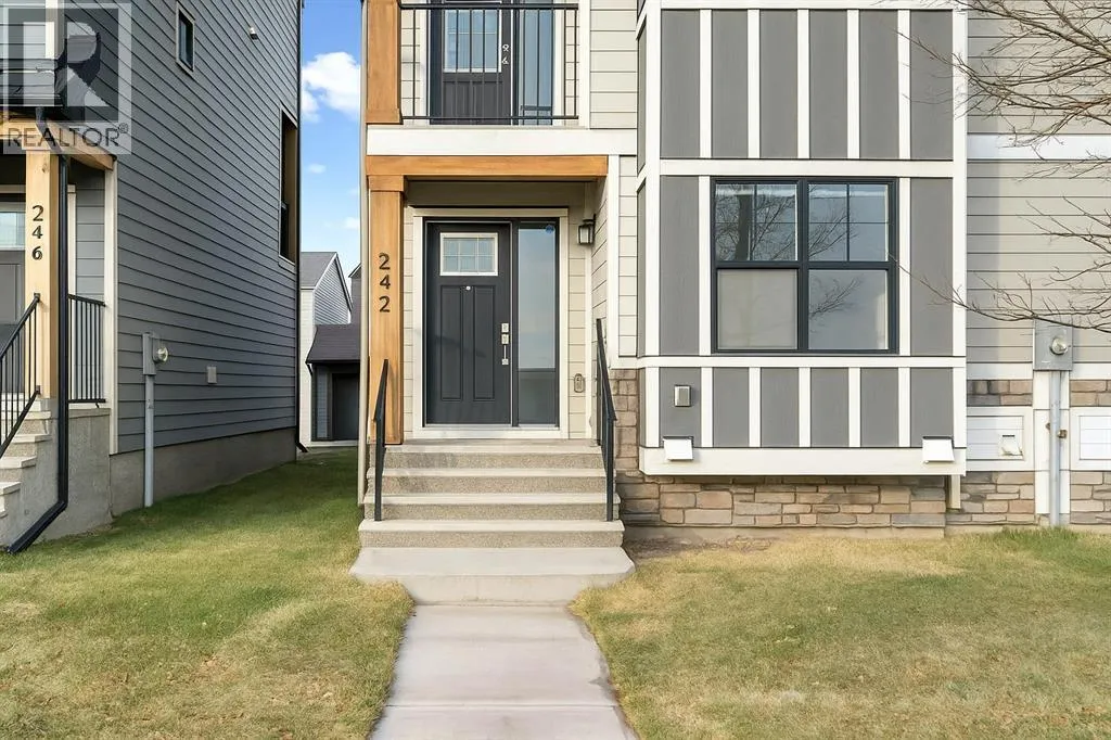 Row / Townhouse for rent: 242 Alpine Avenue Sw, Calgary, Alberta T2Y 0R8