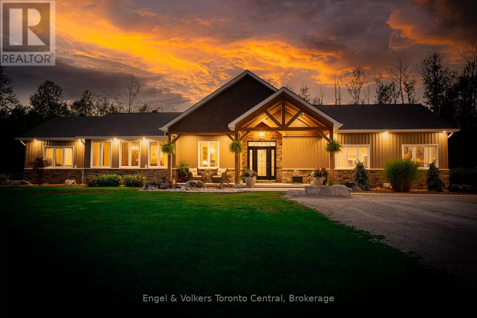 House for rent: 242 Somers Street, Georgian Bluffs, Ontario N4K 6V5