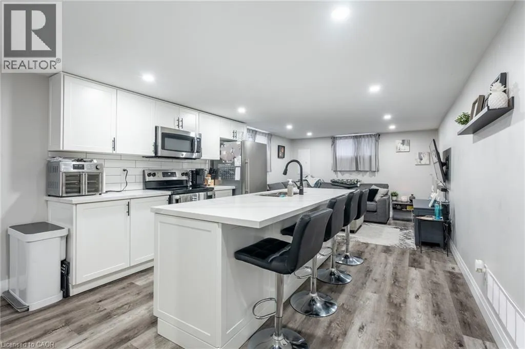 House for rent: 242 West 17th Street Unit# Lower, Hamilton, Ontario L9C 4G2