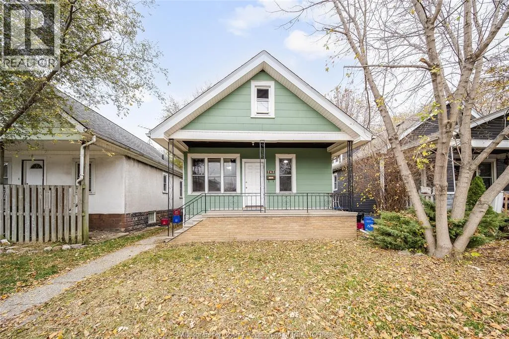 House for rent: 243 Josephine, Windsor, Ontario N9B 2K7