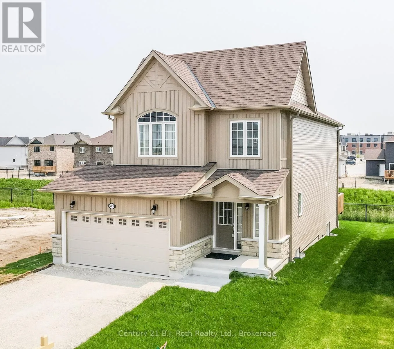 House for rent: 243 Mckenzie Drive, Clearview, Ontario L0M 1S0