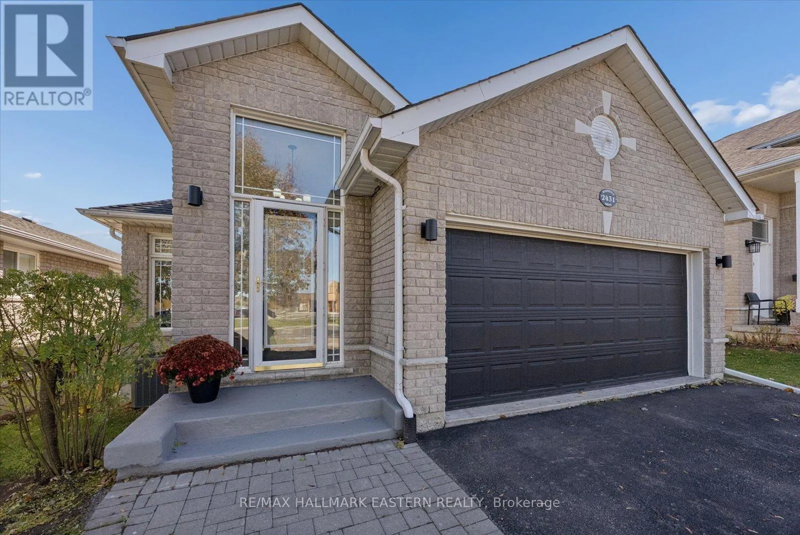 House for rent: 2431 Marsdale Drive, Peterborough, Ontario K9L 1Z3