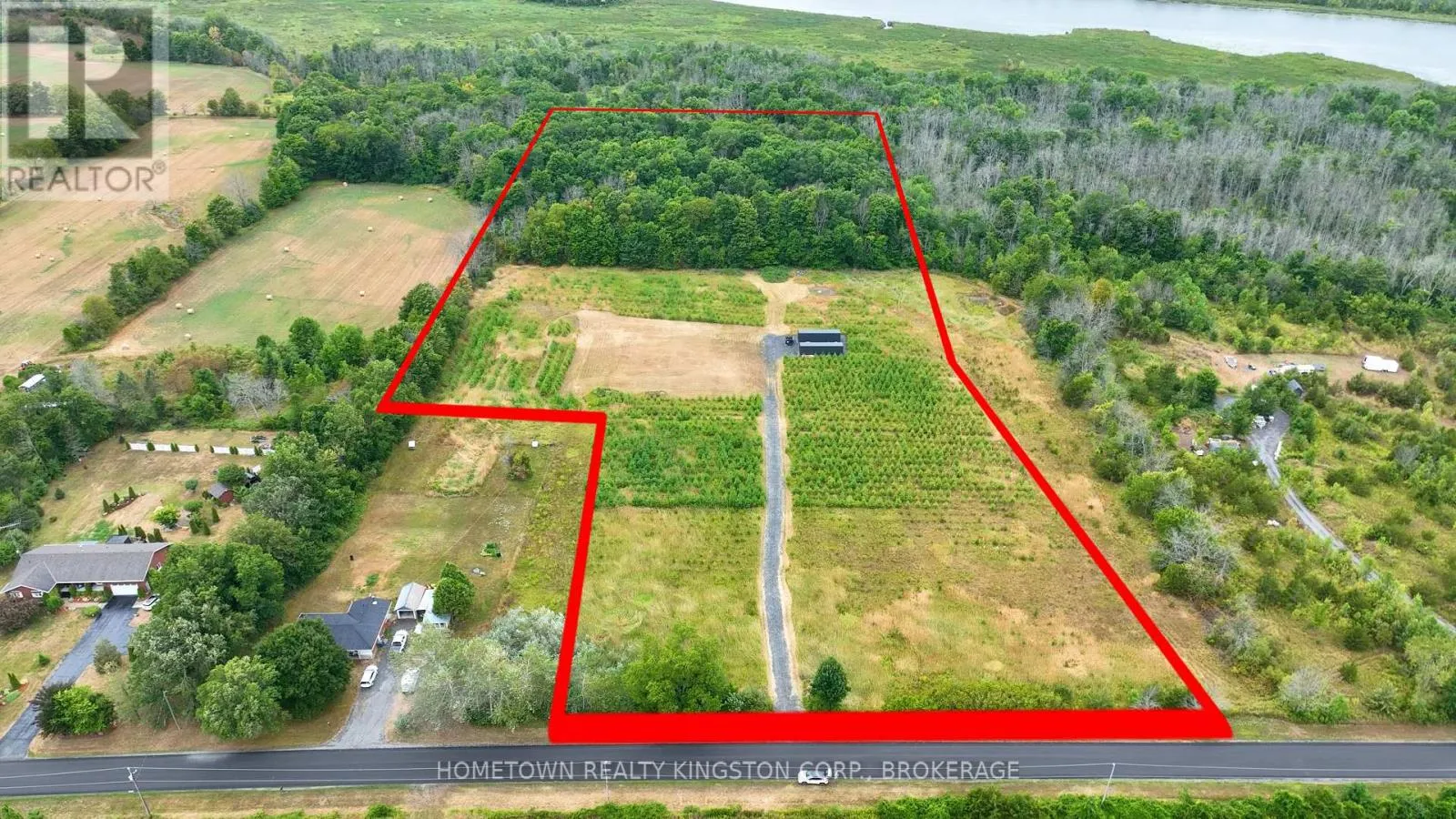 2435 Quabbin Road, Kingston, Ontario K0H 2H0