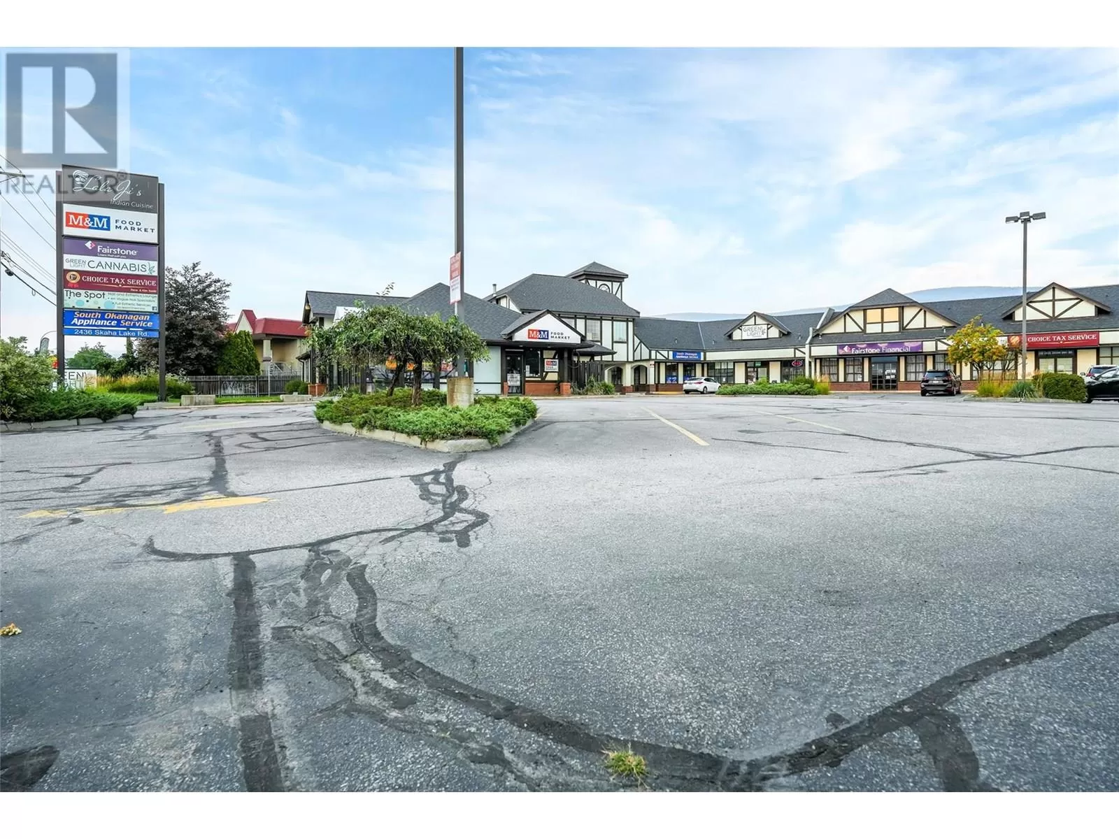 Retail for rent: 2436 Skaha Lake Road Unit# 114, Penticton, British Columbia V2A 6E9