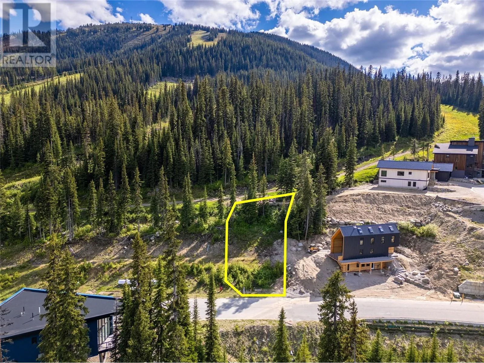 Other for rent: 244 Creekview Road Lot# 1, Apex Mountain, British Columbia V2A 0E2