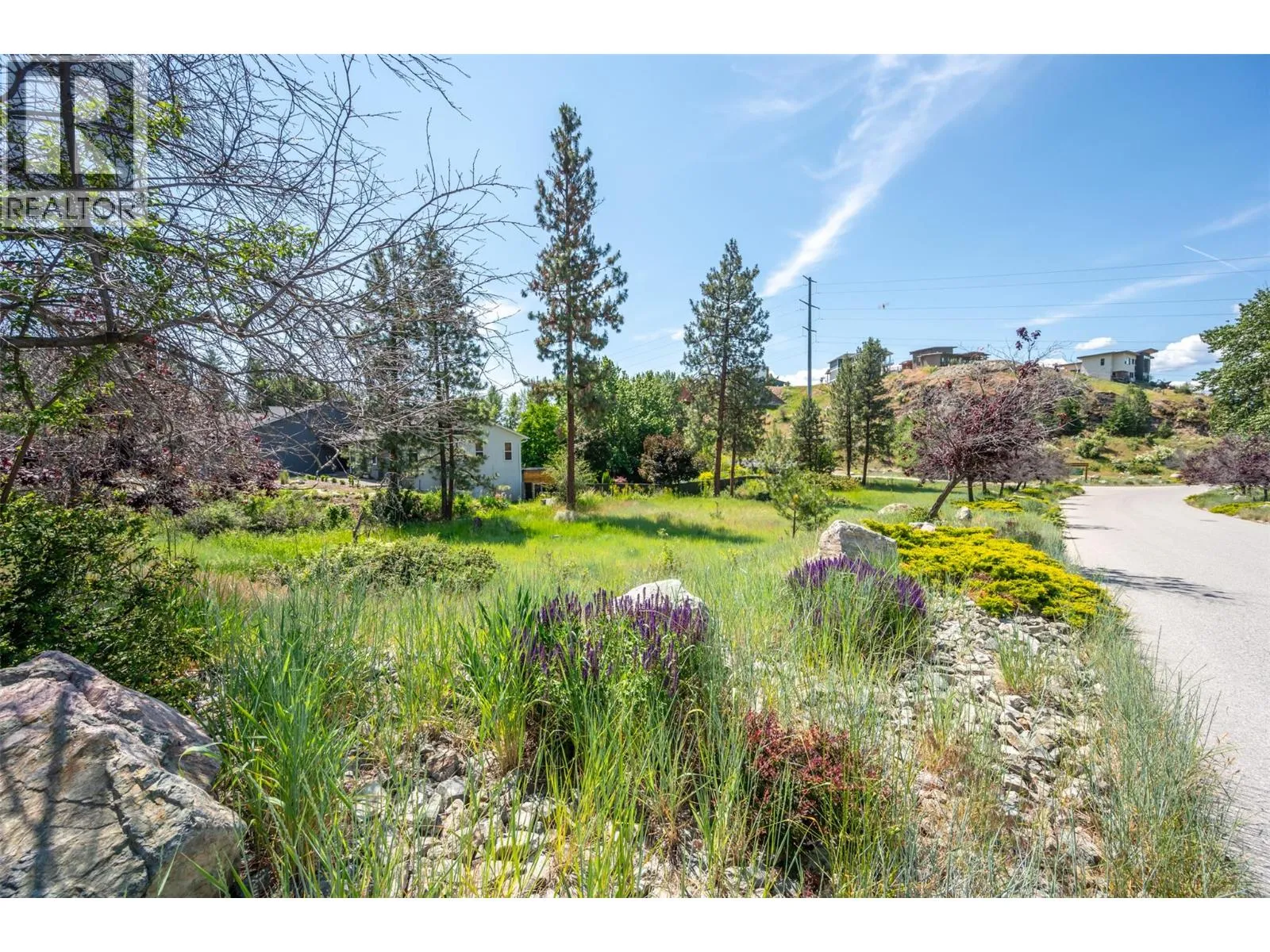 Other for rent: 244 Heritage Boulevard, Okanagan Falls, British Columbia V0H 1R3