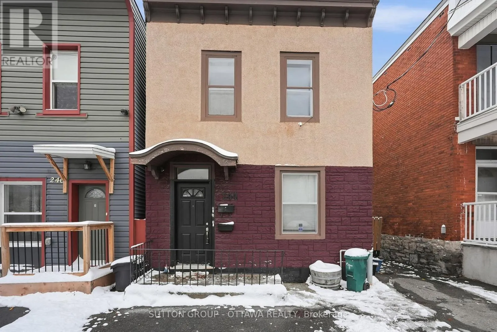 Duplex for rent: 244 Rochester Street, Ottawa, Ontario K1R 7N1