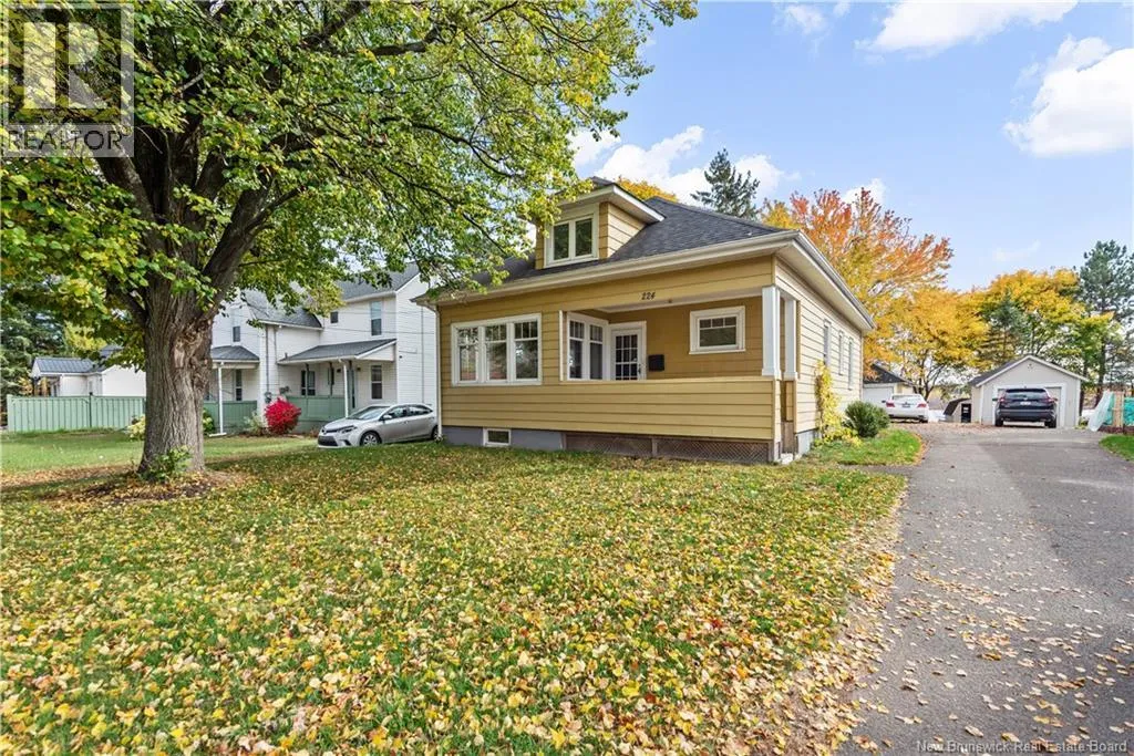 244 Salisbury Road, Moncton, New Brunswick E1E 1A7