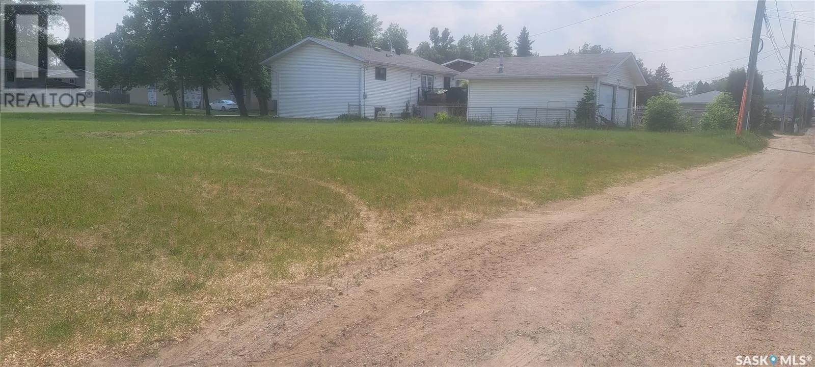 Unknown for rent: 2441 6th Avenue E, Prince Albert, Saskatchewan S6V 7P6