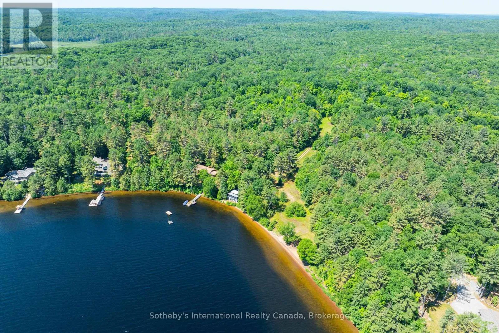 2447 South Portage Road, Lake of Bays, Ontario L8H 6Z4