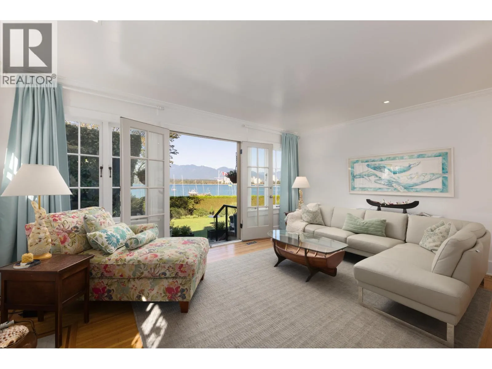 Row / Townhouse for rent: 2449 Point Grey Road, Vancouver, British Columbia V6K 1A1