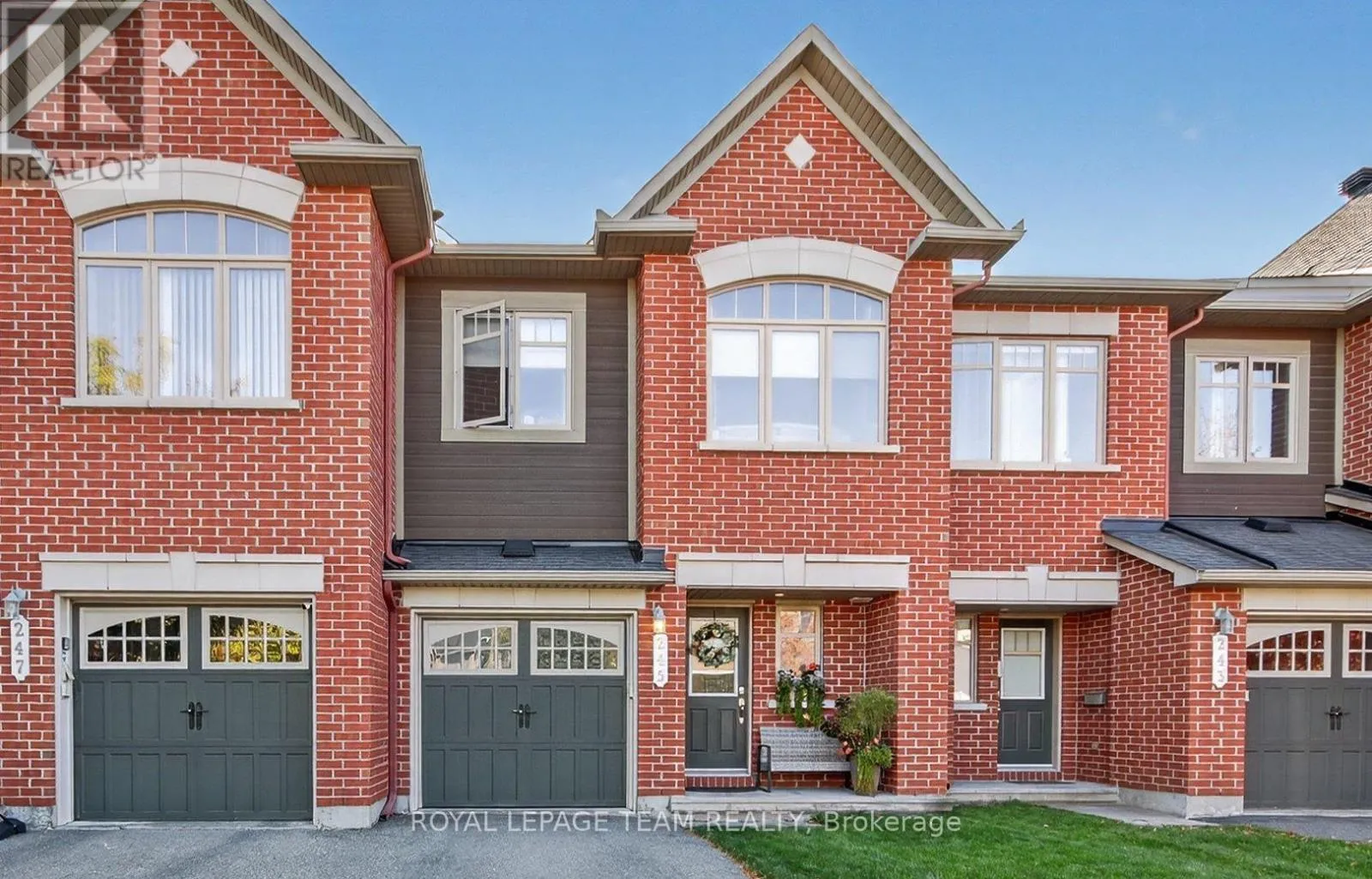 Row / Townhouse for rent: 245 Garrity Crescent, Ottawa, Ontario K2J 3T7