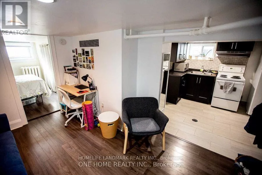 House for rent: 245 Sammon Avenue, Toronto, Ontario M4J 1Z6