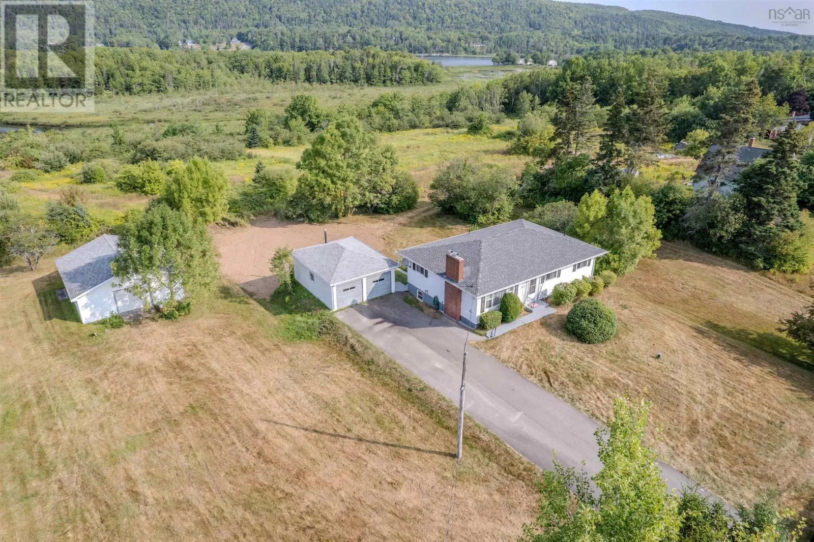 House for rent: 2450 Kings Road, Sydney Forks, Nova Scotia B1L 1A1