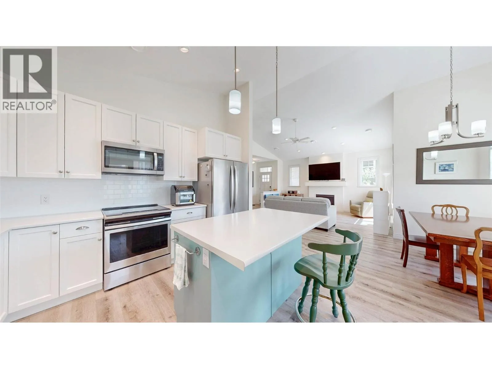 House for rent: 2450 Radio Tower Road Unit# 1, Oliver, British Columbia V0H 1T1