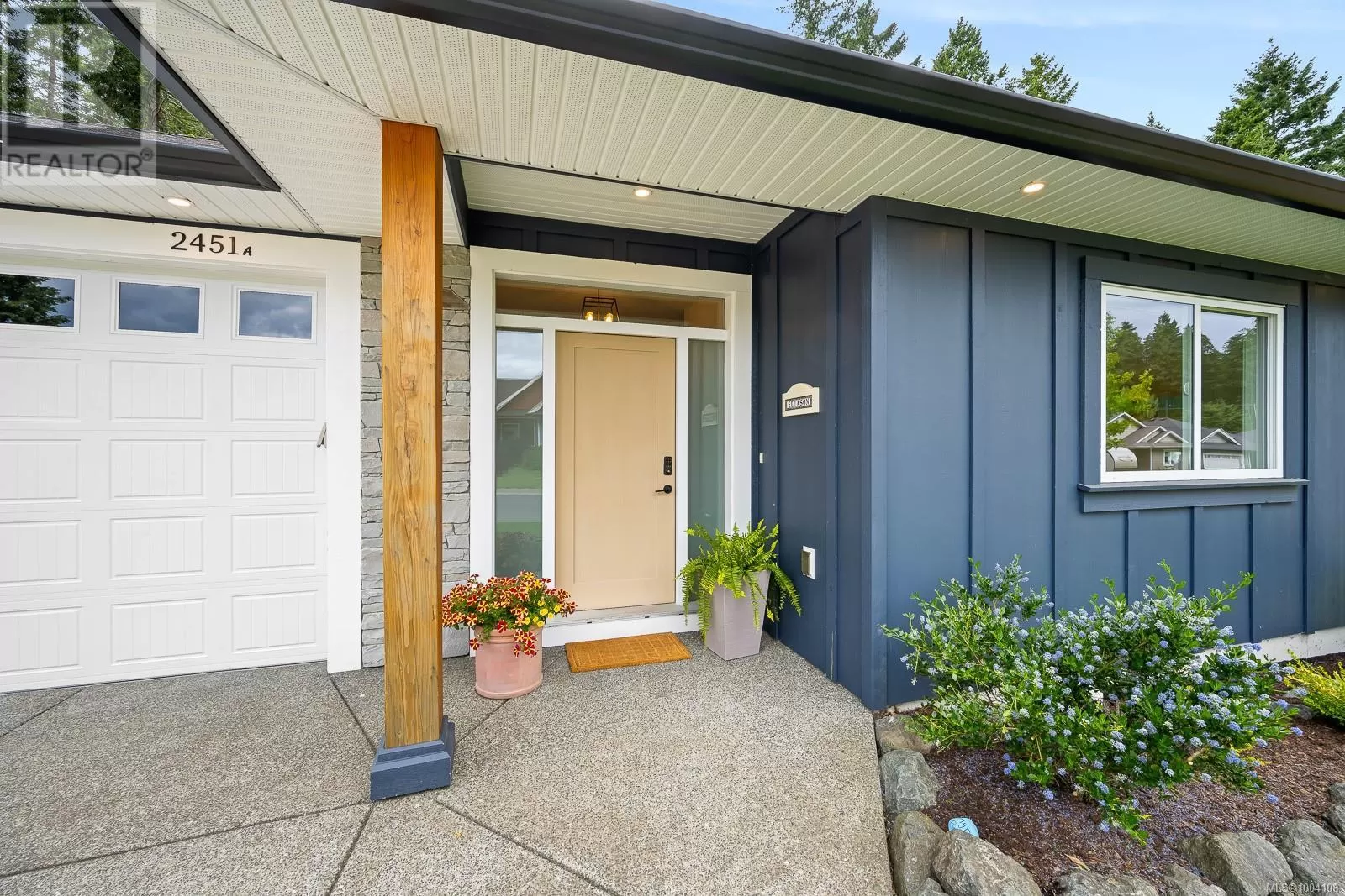 House for rent: 2451 Dakota Pl, Comox, British Columbia V9M 0B9