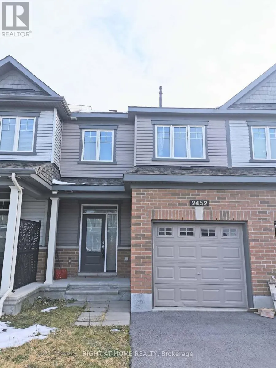 Row / Townhouse for rent: 2452 Waterlilly Way, Ottawa, Ontario K2J 6M3
