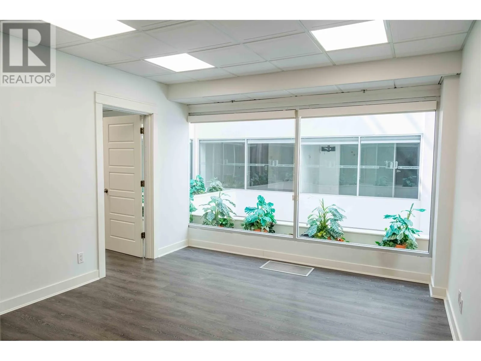 246 515 W Pender Street, Vancouver, British Columbia V6B 6H5