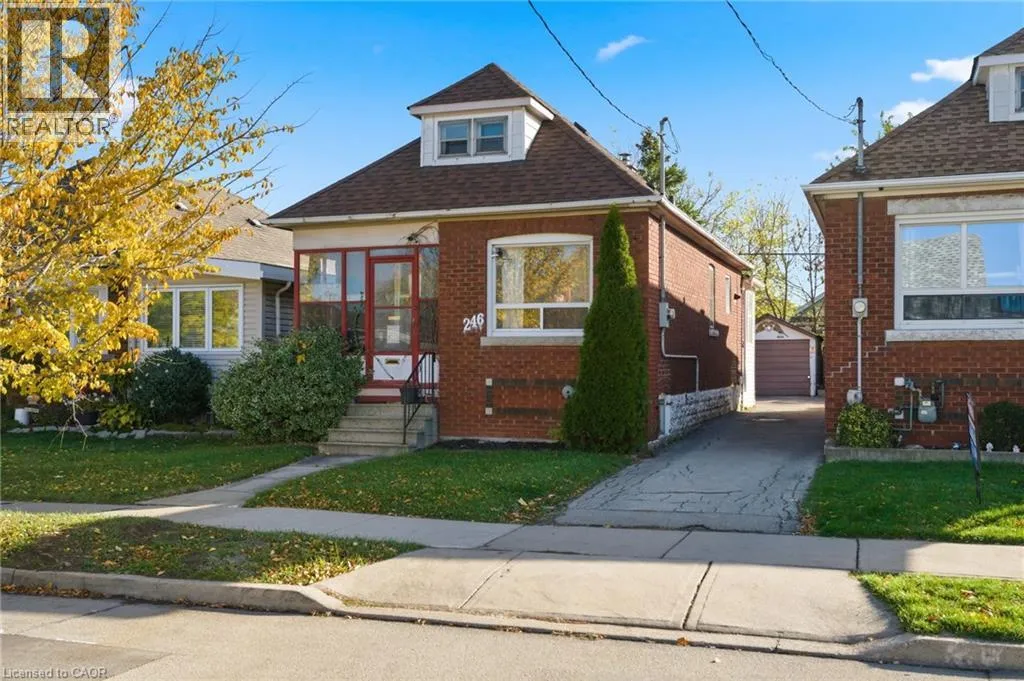 House for rent: 246 Cope Street, Hamilton, Ontario L8H 5B5