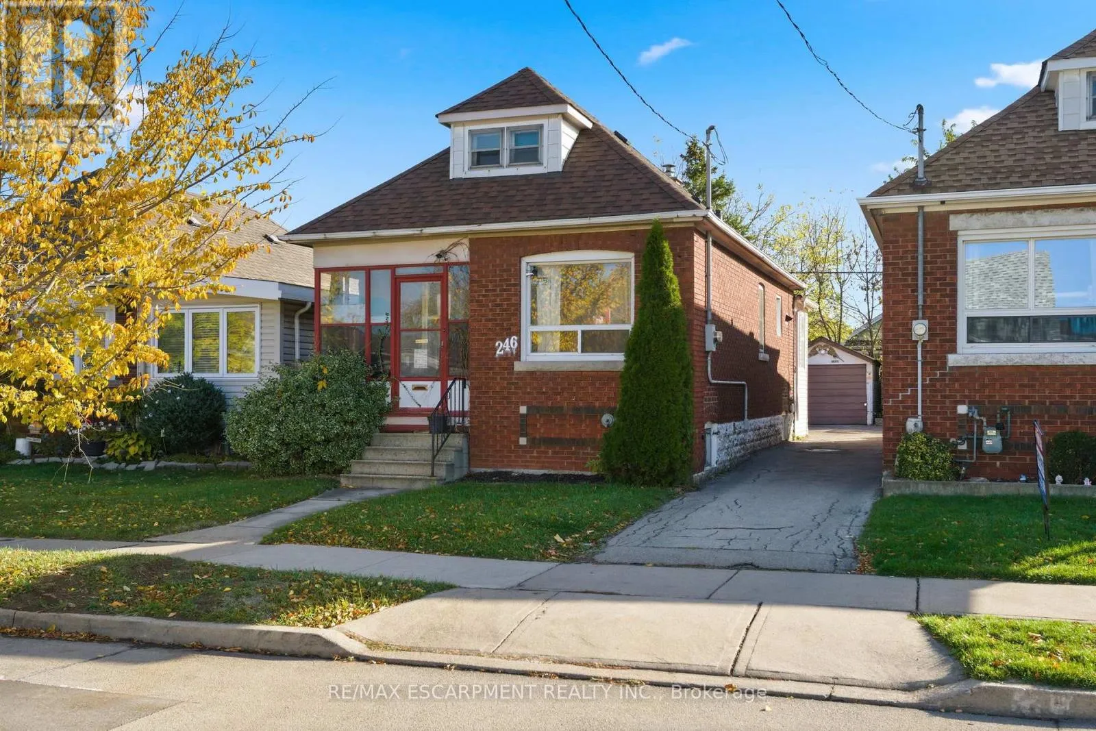 House for rent: 246 Cope Street, Hamilton, Ontario L8H 5B5