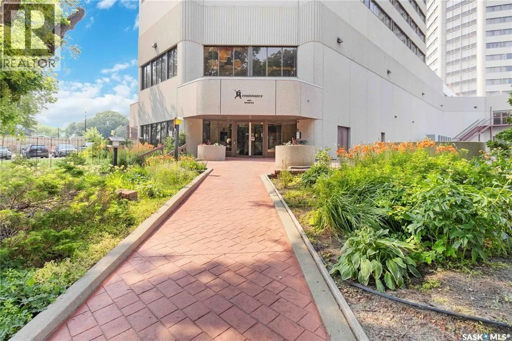 Apartment for rent: 2460 424 Spadina Crescent E, Saskatoon, Saskatchewan S7K 6X7