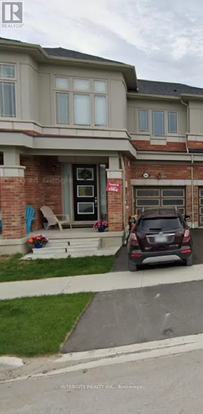 Row / Townhouse for rent: 2463 Hibiscus Drive, Pickering, Ontario L1X 0G9