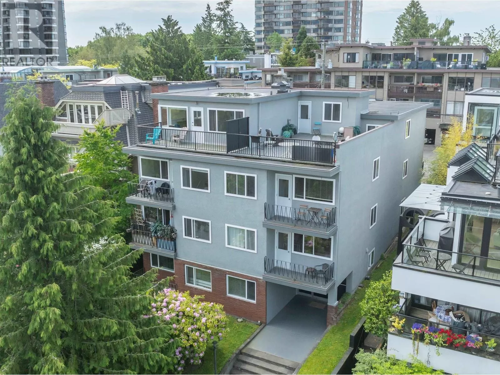 2464 W 1st Avenue, Vancouver, British Columbia V6K 1G6