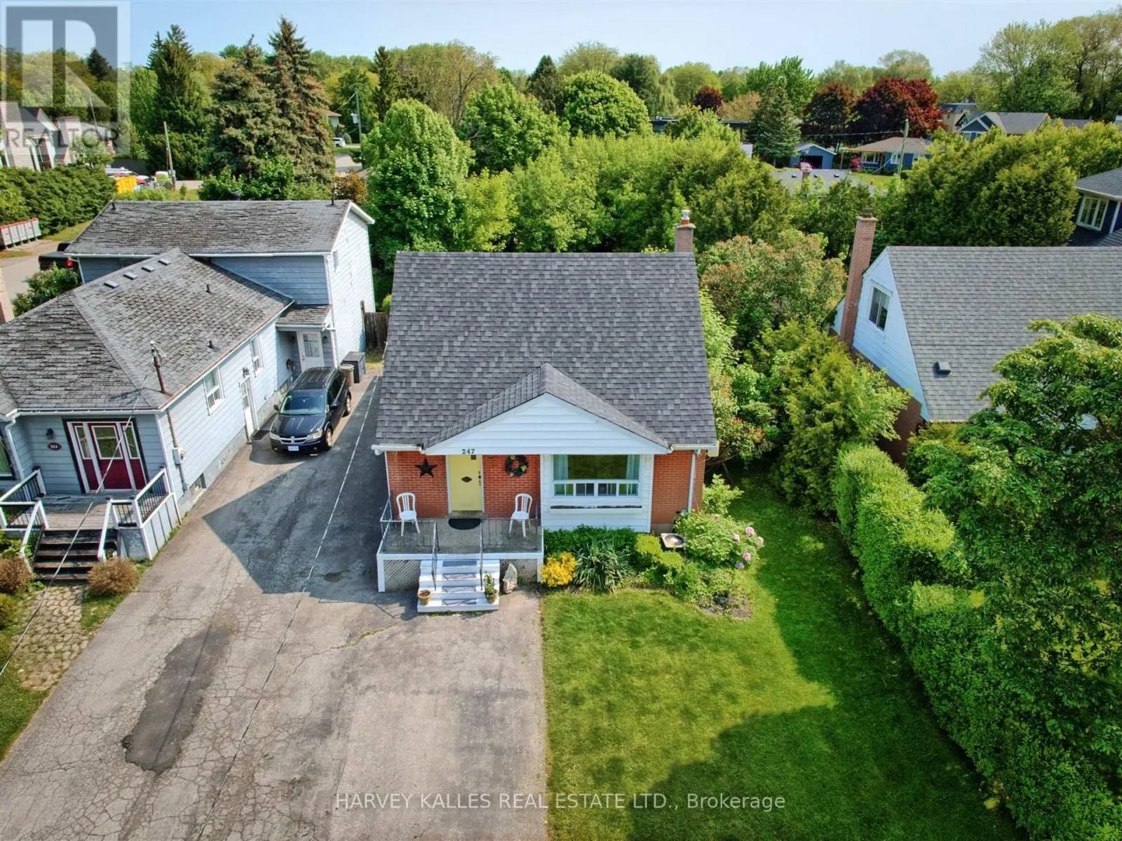 House for rent: 247 Jennings Crescent, Oakville, Ontario L6L 1W2