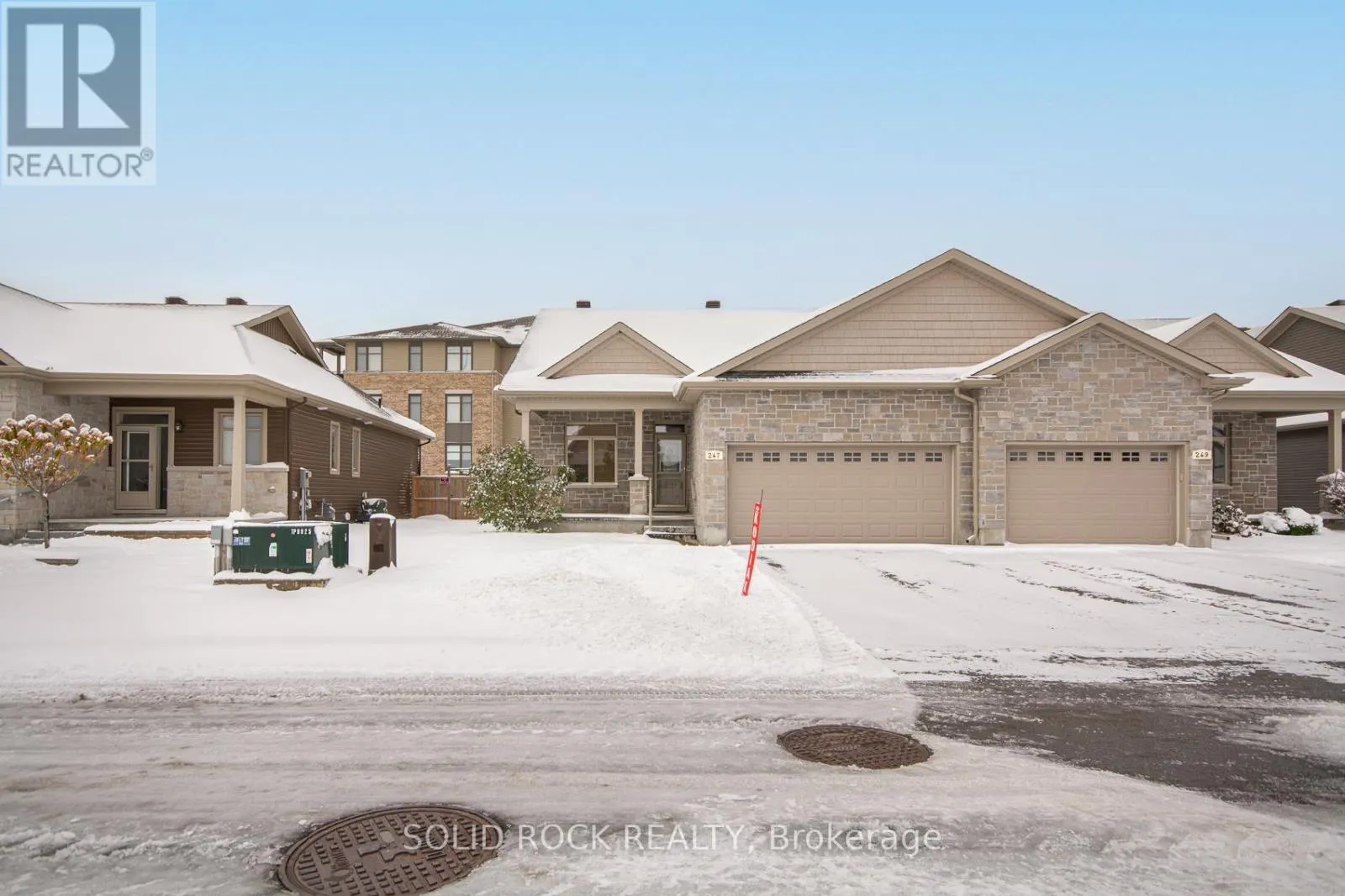 House for rent: 247 Shinny Avenue, Ottawa, Ontario K2V 0B9