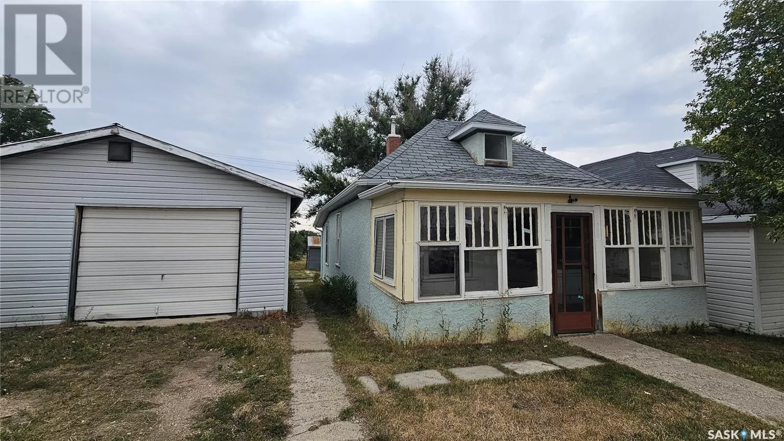 House for rent: 2470 Proton Avenue, Gull Lake, Saskatchewan S0N 1A0