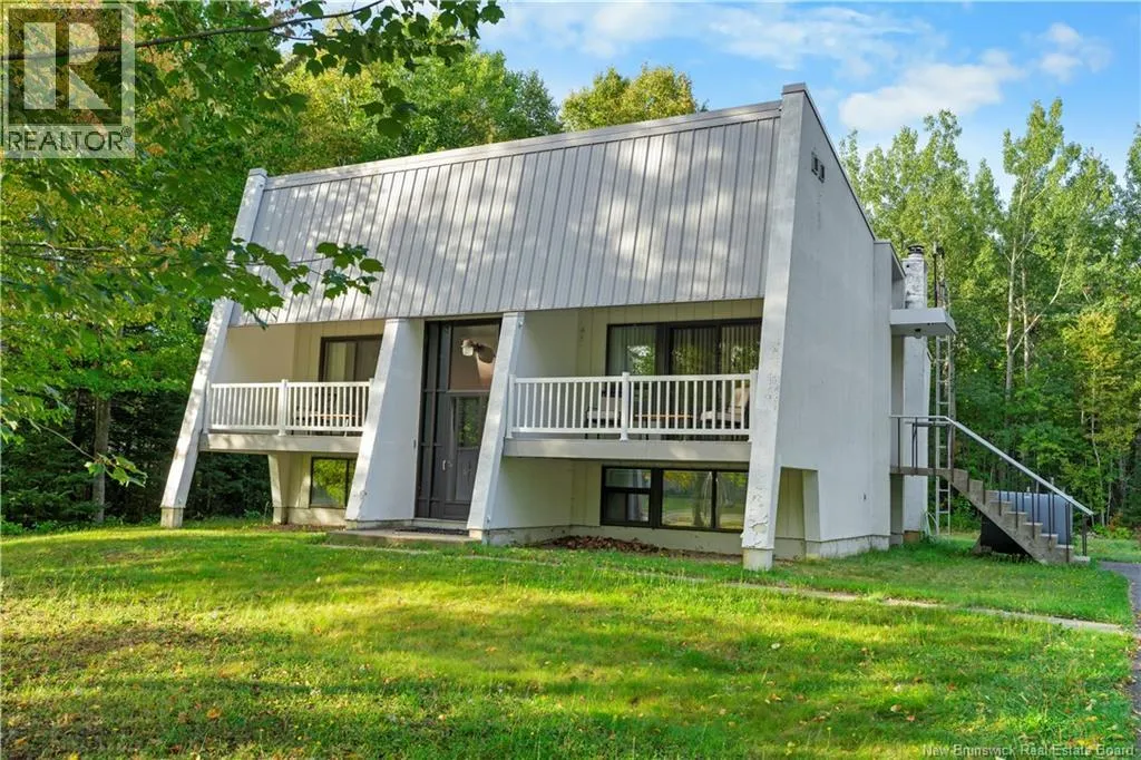 House for rent: 2470 Sunset Drive, Bathurst, New Brunswick E2A 7K8