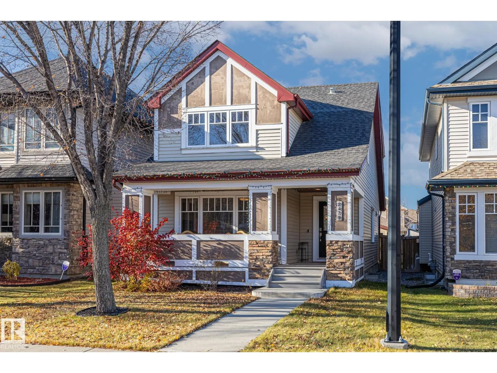 House for rent: 2479 Austin Cr Sw, Edmonton, Alberta T6W 0L4