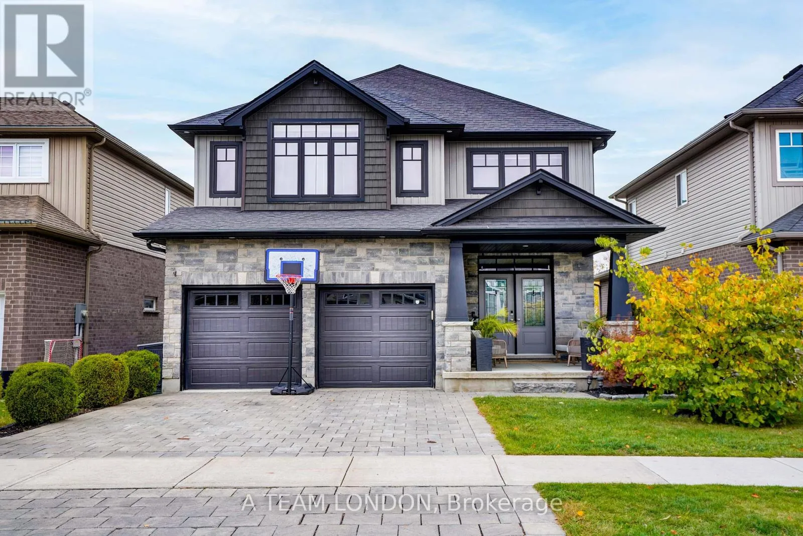 House for rent: 2479 Seven Oaks Ridge, London South, Ontario N6M 1G5