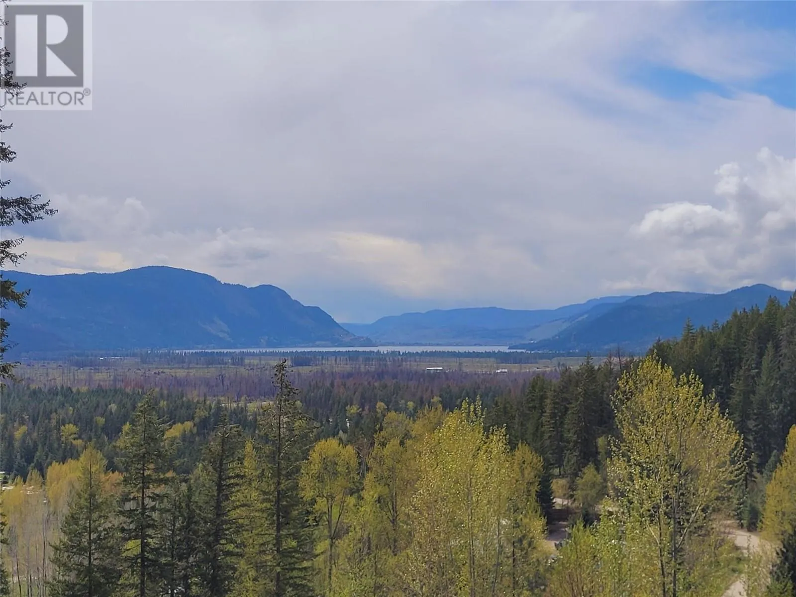 Other for rent: 2481 Squilax Anglemont Road Unit# Lot 24, Lee Creek, British Columbia V0E 1M4
