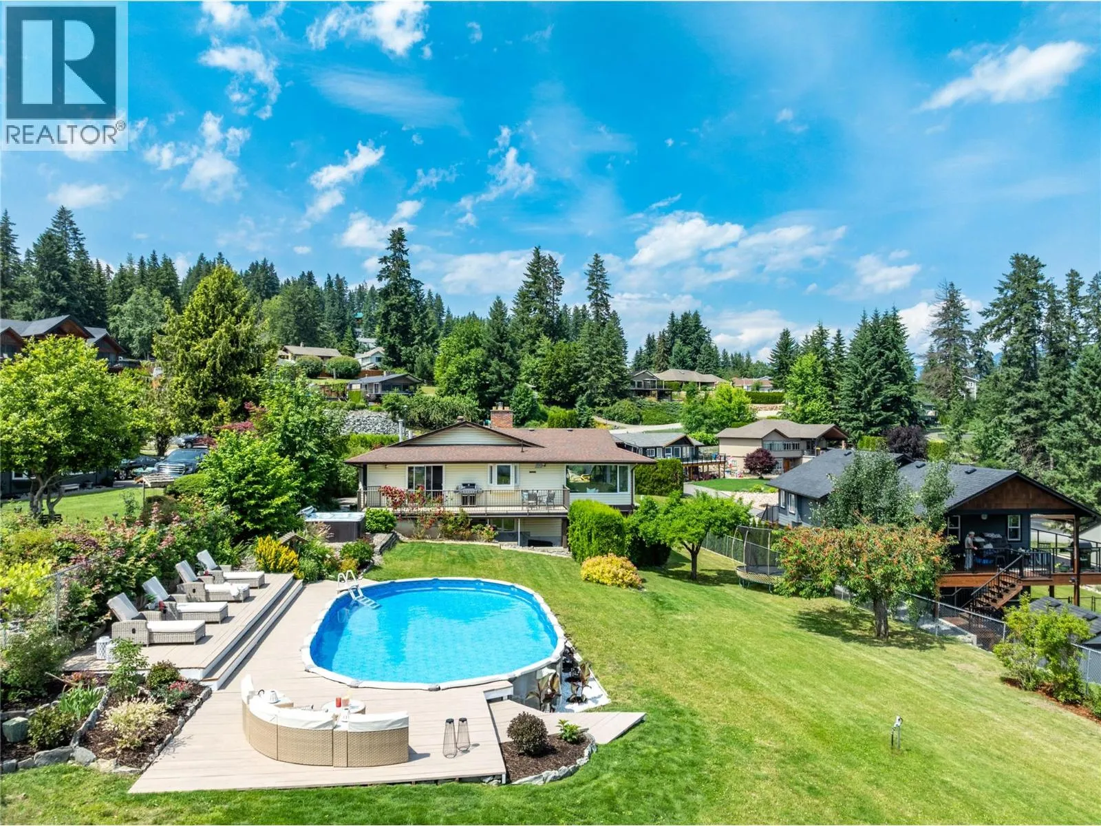 House for rent: 2484 Sunrise Boulevard, Blind Bay, British Columbia V0E 2W2