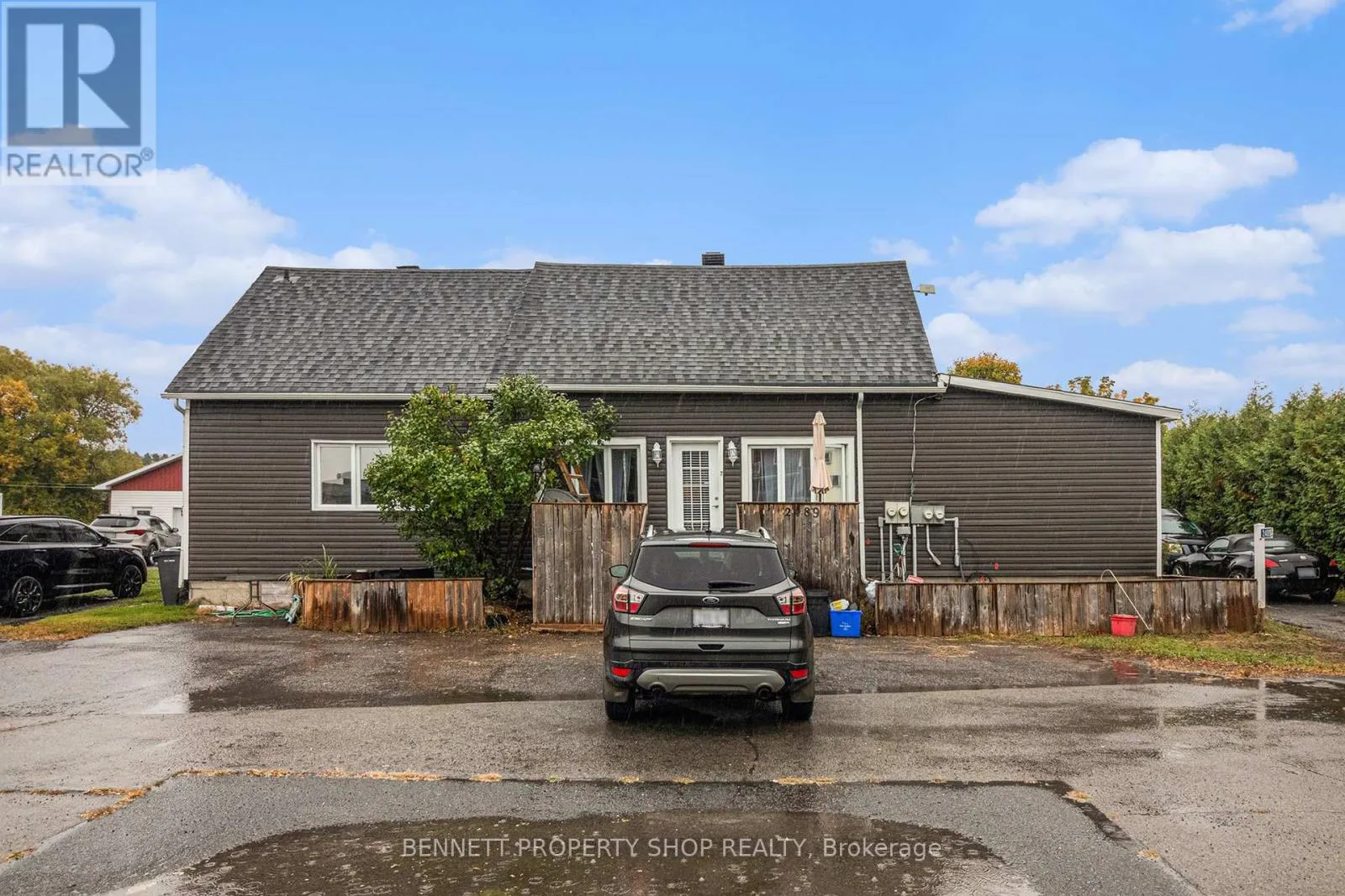 Triplex for rent: 2489 Du Lac Road, Clarence-Rockland, Ontario K0A 3N0