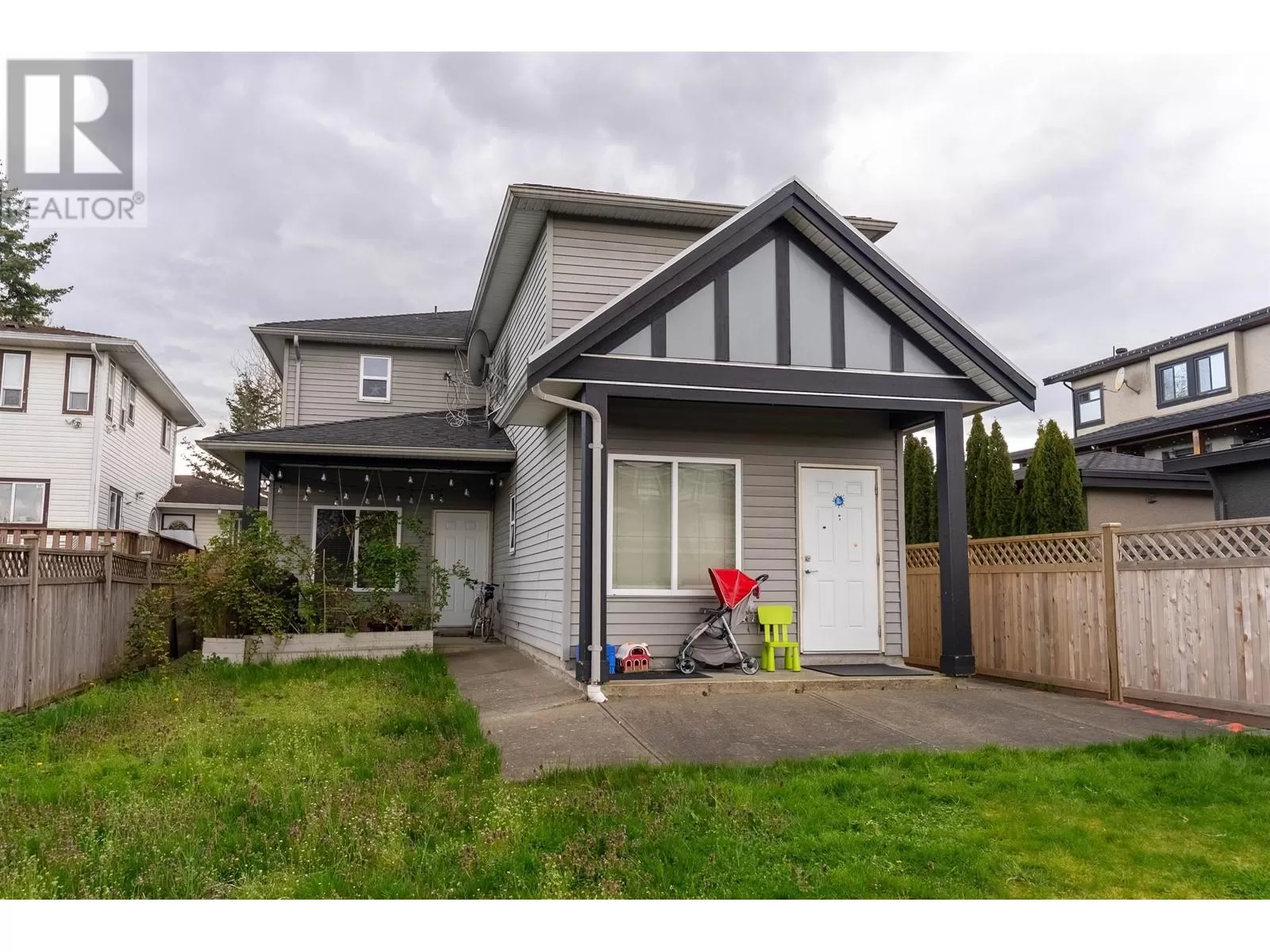 House for rent: 249 Dawe Street, New Westminster, British Columbia V3M 5N1