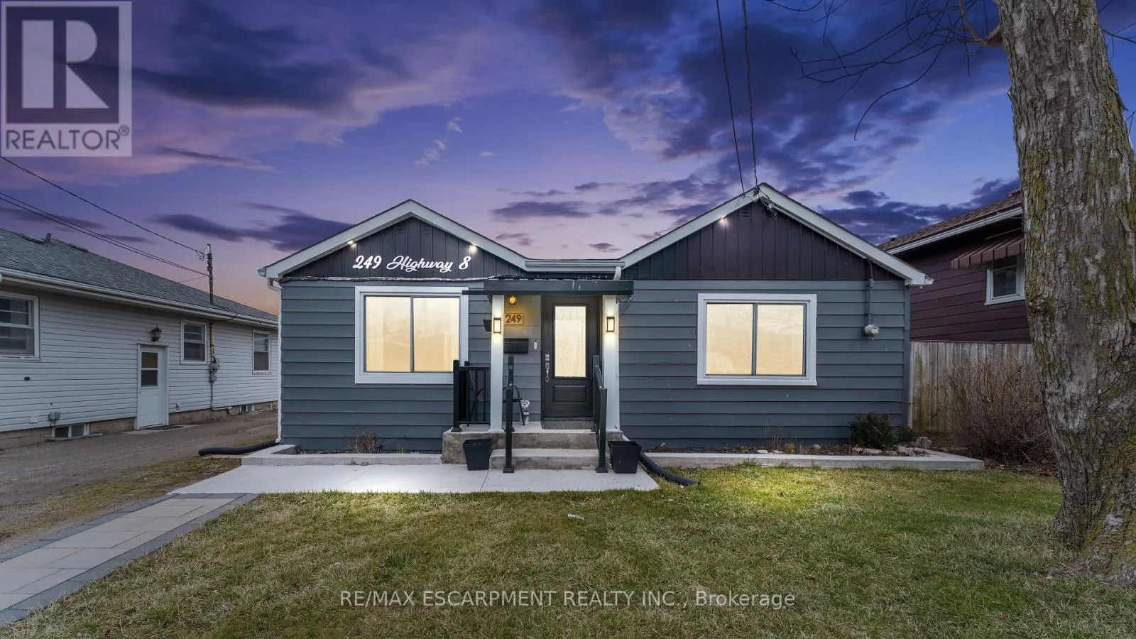 House for rent: 249 Highway 8, Hamilton, Ontario L8G 1E2