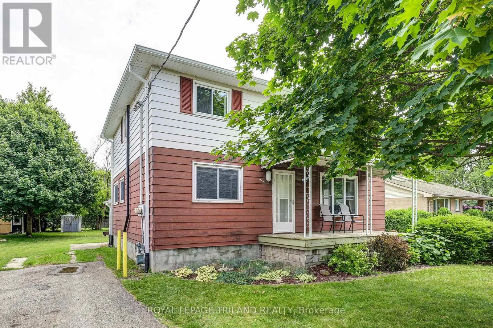 Triplex for rent: 249 Victoria Street, Central Elgin, Ontario N0L 1B0