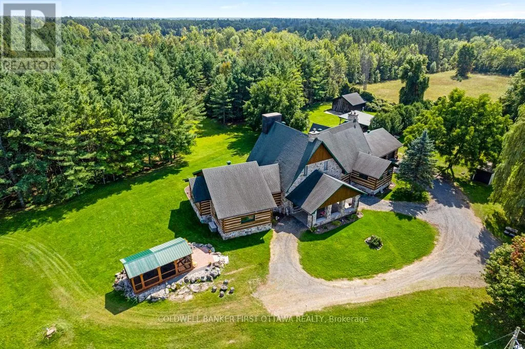 House for rent: 2499 Bathurst Concession 2 Road, Tay Valley, Ontario K7H 3C9