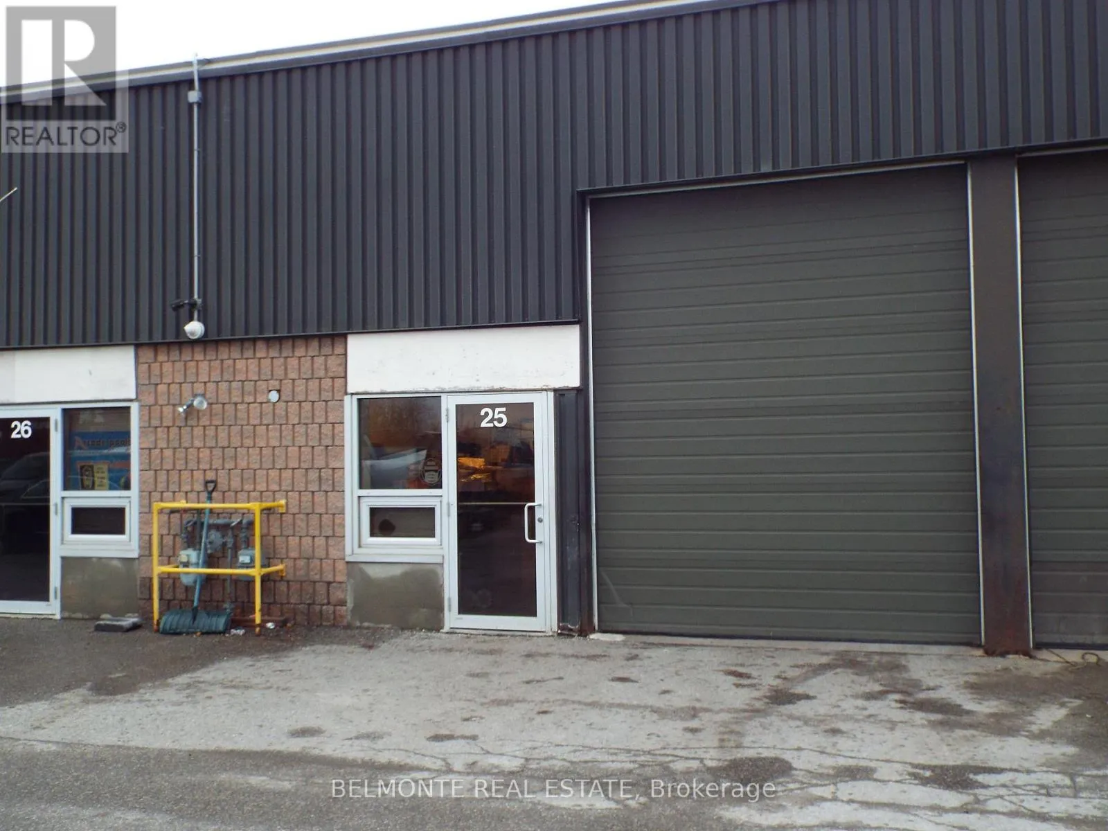 Warehouse for rent: 25 - 1333 Boundary Road, Oshawa, Ontario L1J 8P7