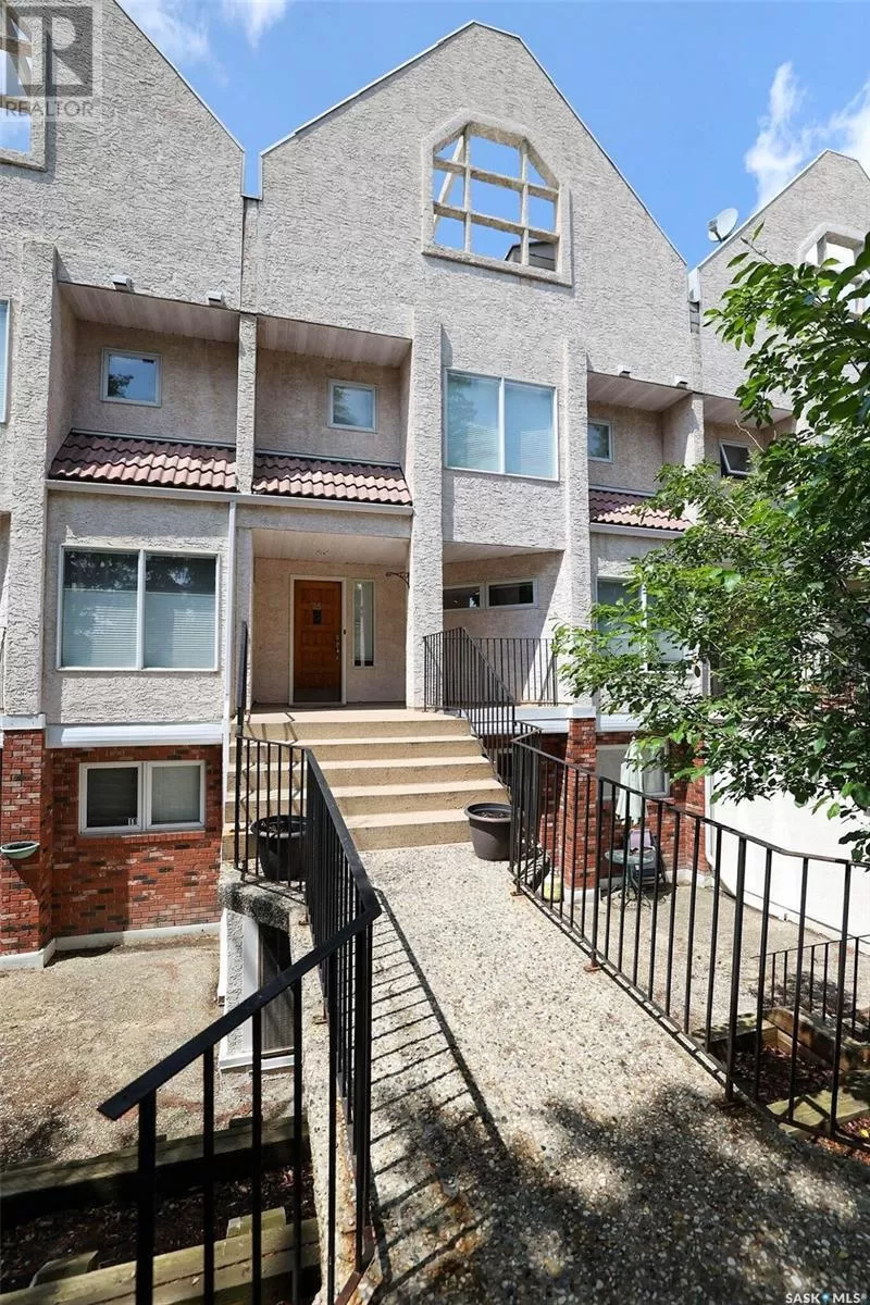 Row / Townhouse for rent: 25 2338 Assiniboine Avenue E, Regina, Saskatchewan S4V 2G2