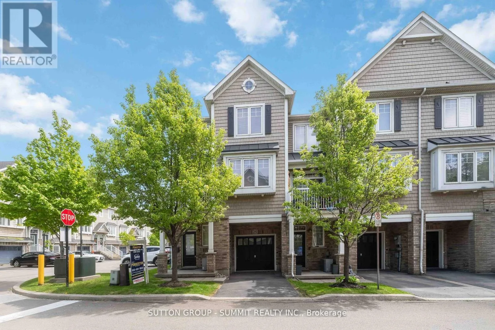 Row / Townhouse for rent: 25 - 337 Beach Boulevard, Hamilton, Ontario L8H 6W4