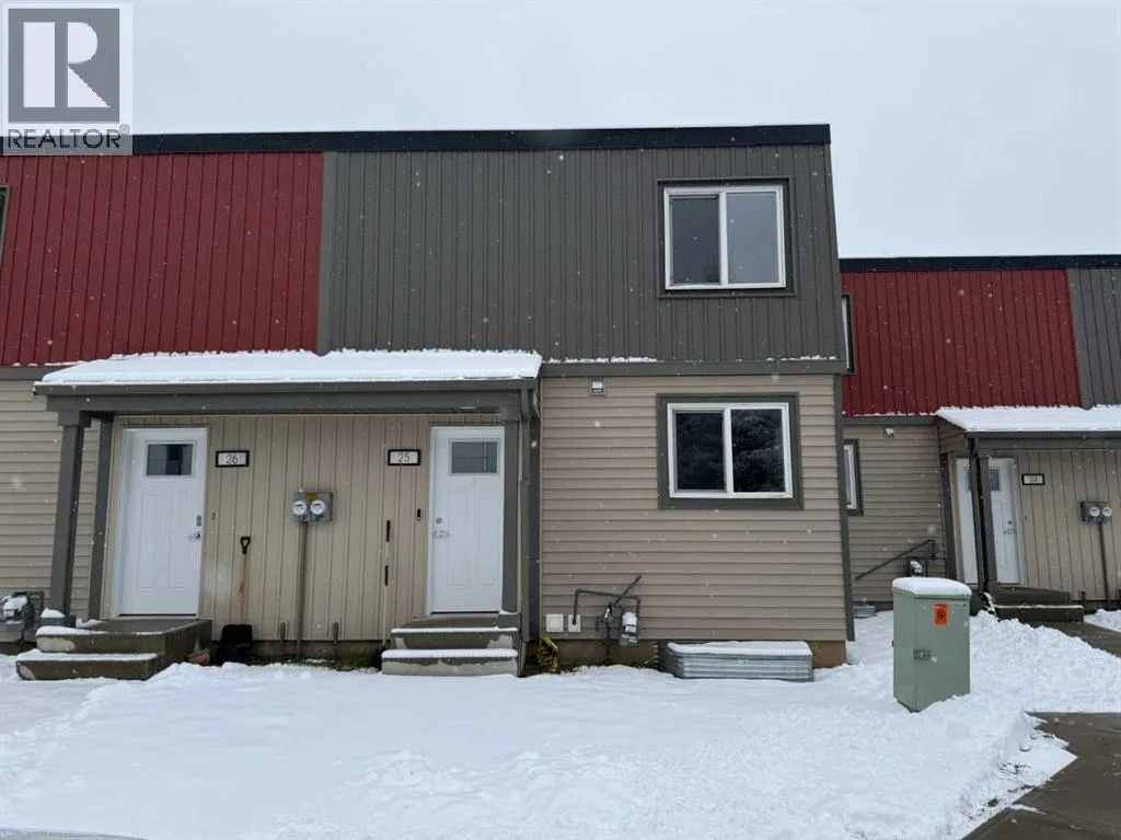 Row / Townhouse for rent: 25, 608 Main Street, Slave Lake, Alberta T0G 2A1