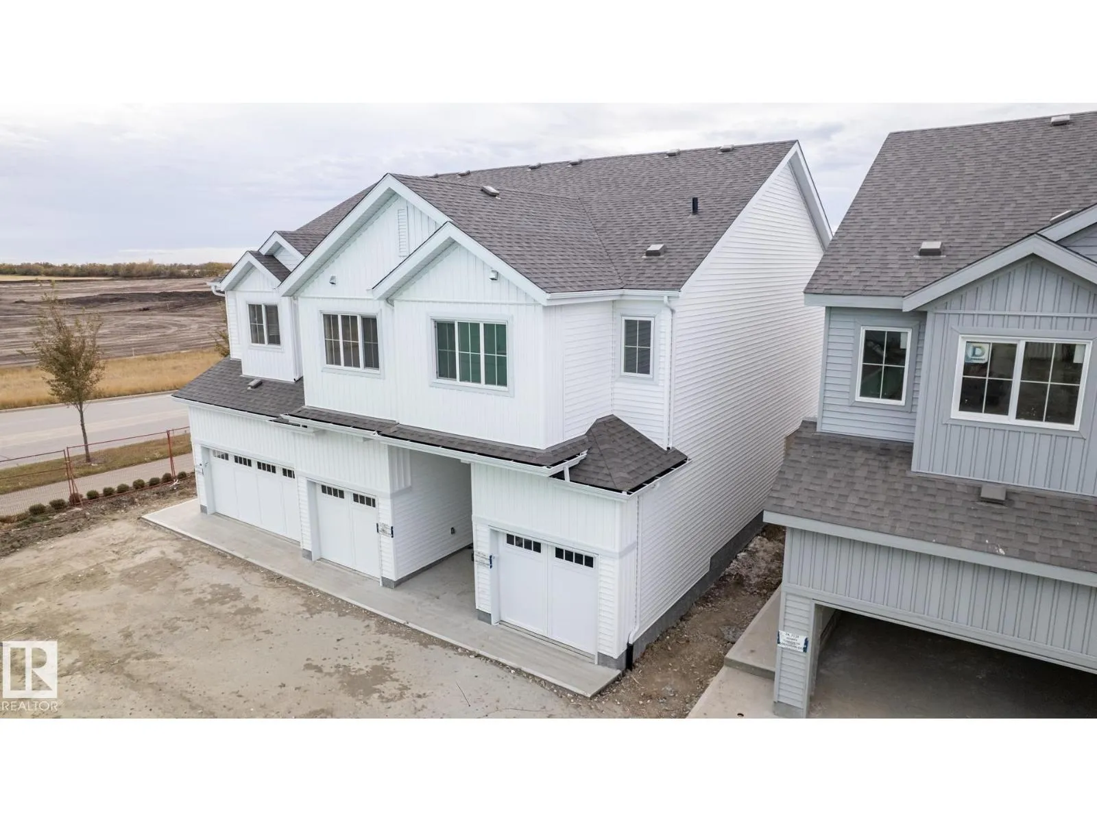 Row / Townhouse for rent: #25 7110 Keswick Cm Sw, Edmonton, Alberta T6W 5P7