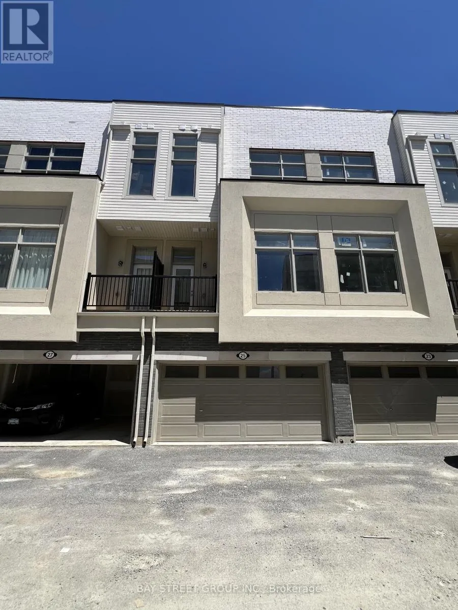 Row / Townhouse for rent: 25 Albert Firman Lane, Markham, Ontario L6C 2V6