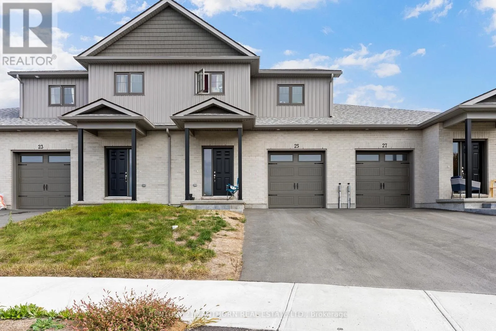 Row / Townhouse for rent: 25 Beasley Crescent, Prince Edward County, Ontario N1T 1J9