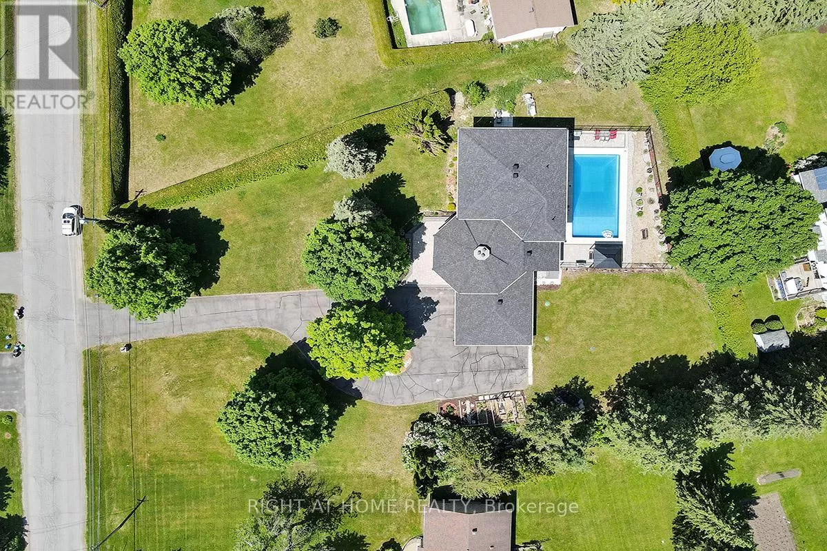 House for rent: 25 Bren Maur Road, Ottawa, Ontario K2J 3Z7