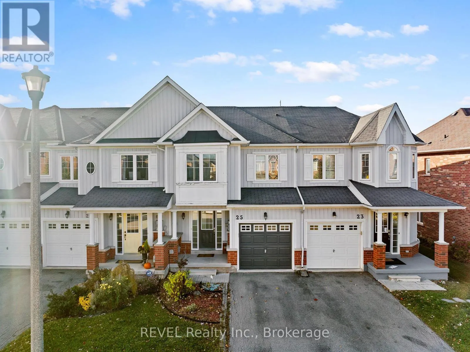 Row / Townhouse for rent: 25 Colonel Lyall Street, St. Catharines, Ontario L2P 0B3