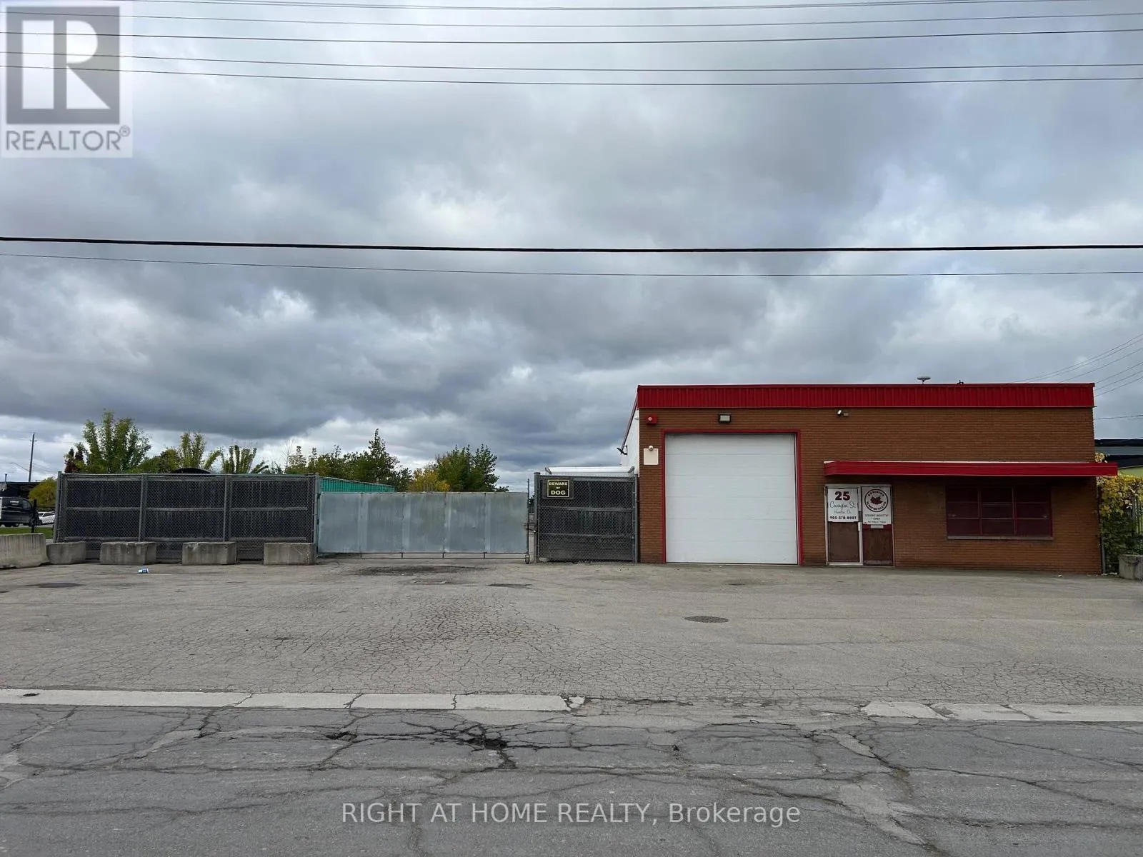 25 Covington Street, Hamilton, Ontario L8E 2Y4